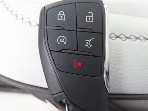 Used 2025 GMC Acadia Denali image 68