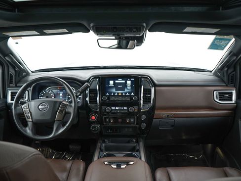 Used 2024 Nissan Titan Platinum Reserve w/ Moonroof Package AWD/4WD image 14
