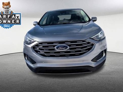 Certified 2024 Ford Edge Titanium image 3