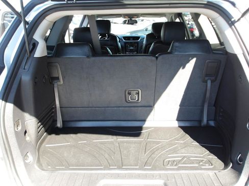 Used 2016 Chevrolet Traverse LT AWD/4WD image 12