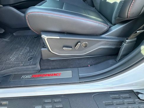 Used 2025 Ford F150 Raptor AWD/4WD image 18