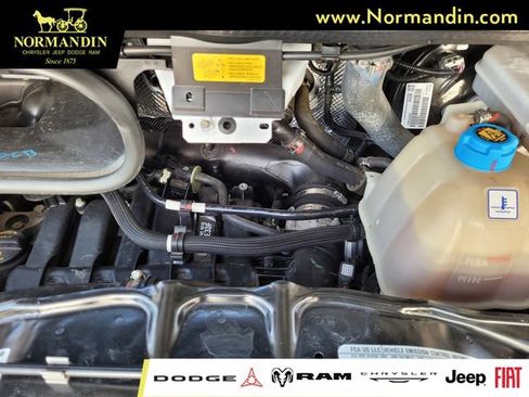 Used 2025 RAM ProMaster 2500 w/ Convenience Group FWD image 20