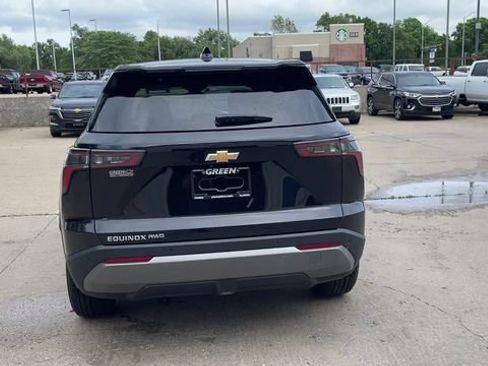 Used 2026 Chevrolet Equinox LT AWD/4WD image 7