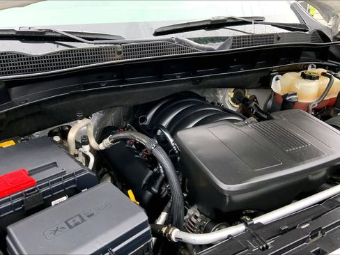 Used 2023 GMC Sierra 1500 SLT image 63