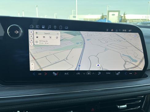 Used 2025 Chevrolet Tahoe LT w/ Comfort Package image 13