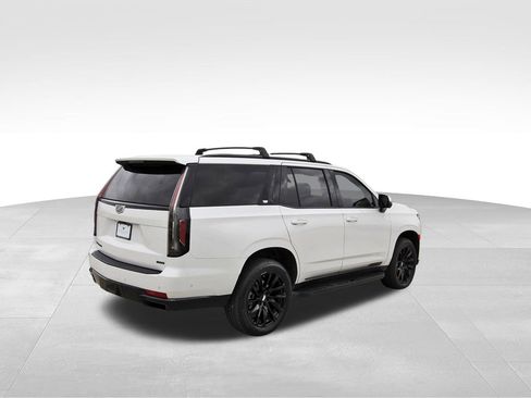 Used 2021 Cadillac Escalade Sport w/ Driver Assist Tech Package AWD/4WD image 4