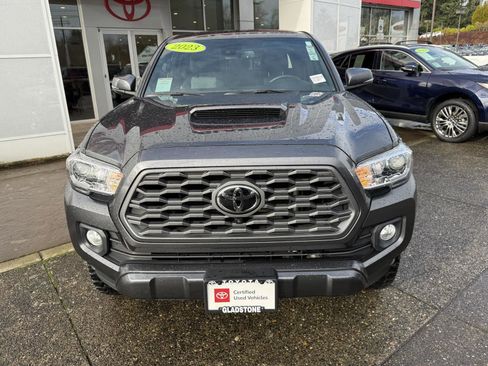 Certified 2023 Toyota Tacoma TRD Sport image 9