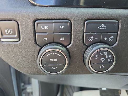 Used 2024 Chevrolet Silverado 1500 RST AWD/4WD image 26