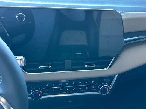 New 2026 Chevrolet Equinox ACTIV w/ Convenience Package III image 19