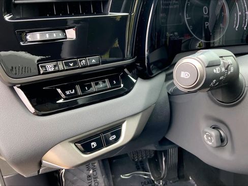 Certified 2023 Lexus RX 350 Premium w/ Accessory Package AWD/4WD image 36