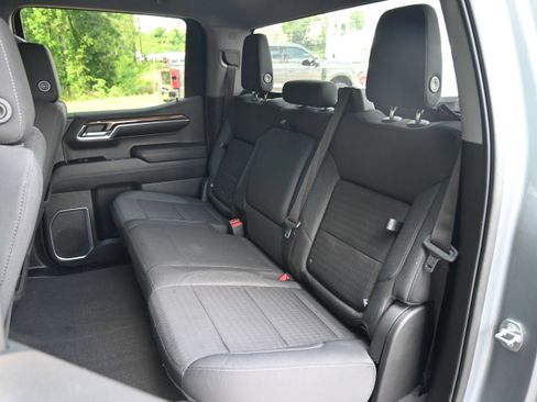 Used 2023 Chevrolet Silverado 1500 LT Trail Boss w/ Protection Package AWD/4WD image 8