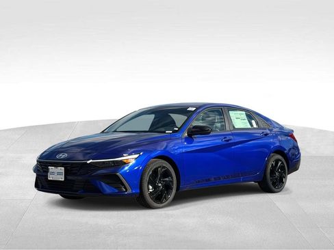 New 2026 Hyundai Elantra Sport FWD image 2