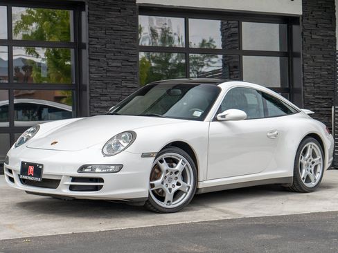 Used 2008 Porsche 911 Targa 4 AWD/4WD image 3