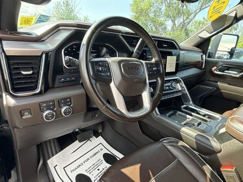 Certified 2024 GMC Sierra 3500 Denali w/ Denali Reserve Package AWD/4WD image 10