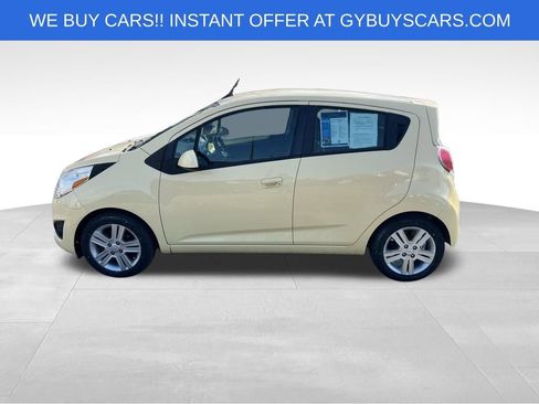 Used 2014 Chevrolet Spark LT image 3