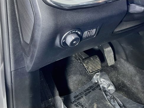 Used 2022 Jeep Compass Limited AWD/4WD image 10