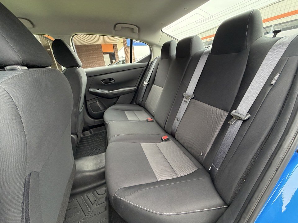 Used 2024 Nissan Sentra SV FWD image 21