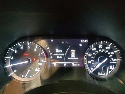 Used 2021 Toyota Highlander XLE FWD image 23