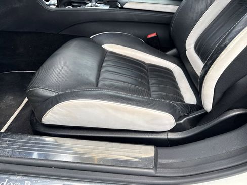 Used 2015 Mercedes-Benz SL 550 image 10