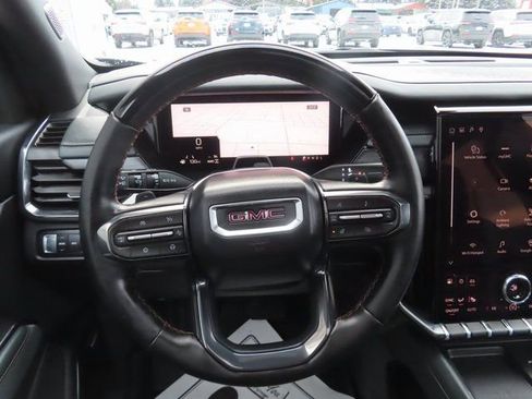 Used 2025 GMC Acadia AT4 w/ Super Cruise Package image 36