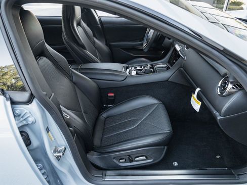 New 2025 Karma Revero Luxury RWD image 21