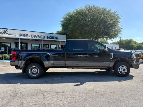 Used 2022 Ford F350 King Ranch w/ King Ranch Ultimate Package AWD/4WD image 2
