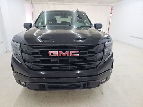 Used 2023 GMC Sierra 1500 Elevation AWD/4WD image 13