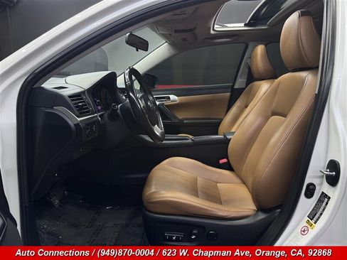 Used 2013 Lexus CT 200h FWD image 6