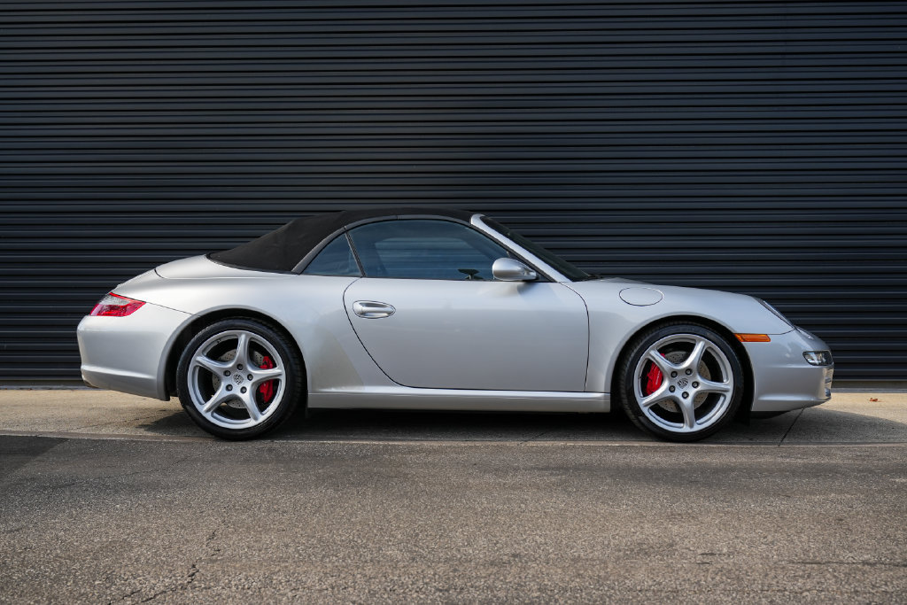 Used 2008 Porsche 911 Cabriolet image 33