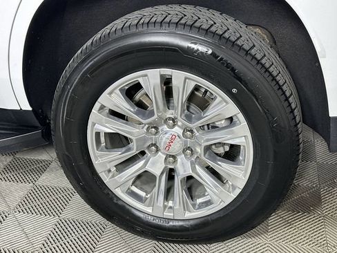 Used 2024 GMC Yukon Denali RWD image 34