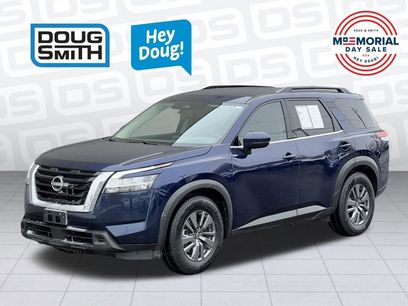 Used 2022 Nissan Pathfinder SV