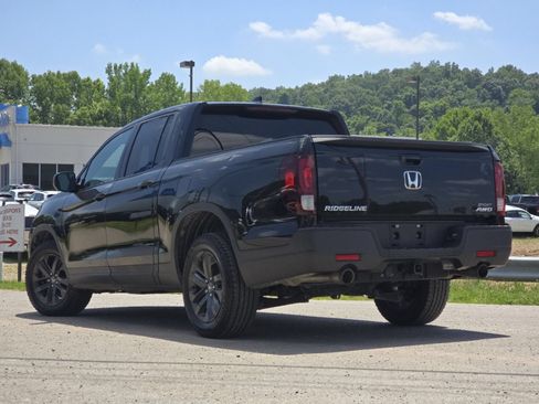 Used 2022 Honda Ridgeline Sport image 15
