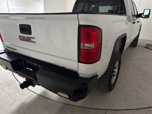 Used 2019 GMC Sierra 2500 2WD Crew Cab w/ Sierra Convenience Package image 34