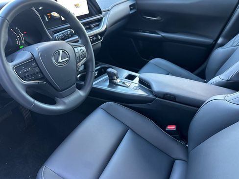 Certified 2025 Lexus UX 300h FWD w/ Accessory Package (P3) image 11