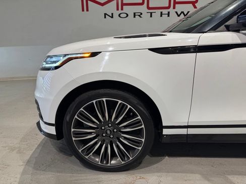 Used 2022 Land Rover Range Rover Velar R-Dynamic S AWD/4WD image 2