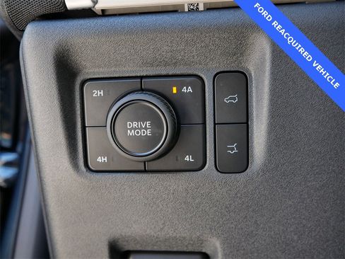 Used 2025 Ford Expedition Active image 18