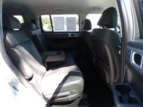 Certified 2025 Hyundai Santa Fe SEL AWD/4WD image 19