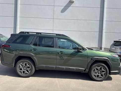 Used 2026 Subaru Outback Premium AWD/4WD image 2