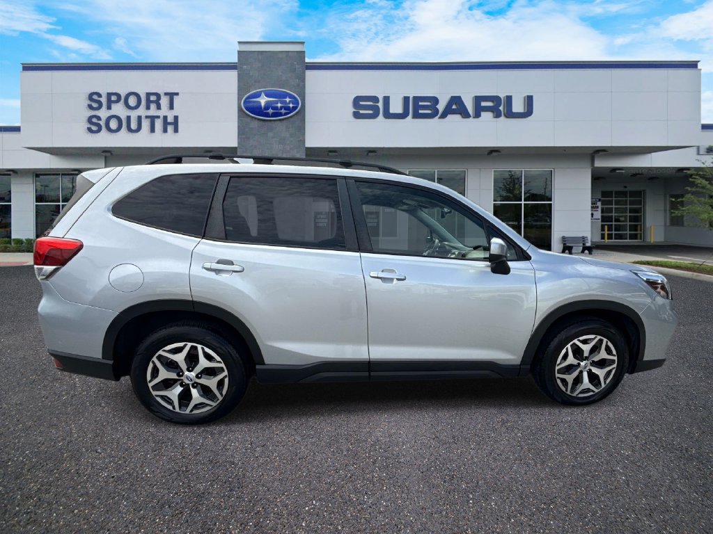 Used 2021 Subaru Forester Premium w/ Popular Package #1 AWD/4WD image 2