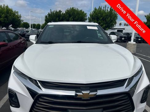 Used 2020 Chevrolet Blazer LT FWD image 3