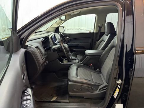 Used 2018 Chevrolet Colorado Z71 AWD/4WD image 27