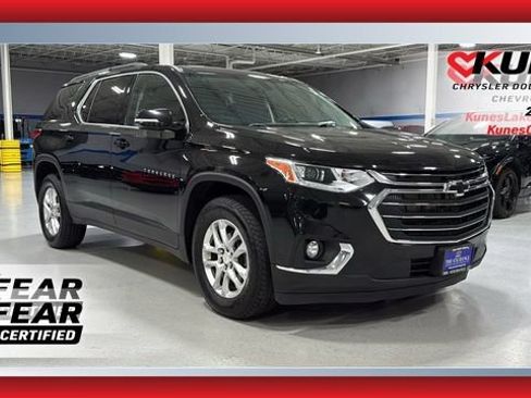 Used 2020 Chevrolet Traverse LT w/ LPO, Floor Liner Package AWD/4WD image 1