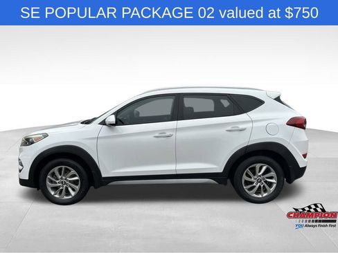 Used 2017 Hyundai Tucson SE image 2
