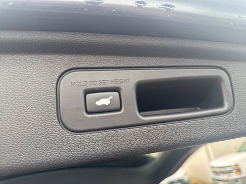 Used 2024 Honda Odyssey Elite image 44