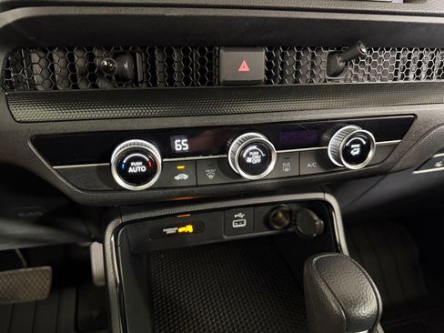 Certified 2025 Honda CR-V LX image 15