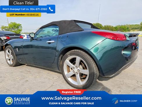 Used 2007 Pontiac Solstice Convertible w/ Premium Package RWD image 3