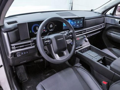 Certified 2026 Hyundai Santa Fe SEL image 2