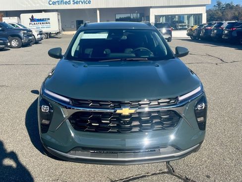 New 2026 Chevrolet Trax LT w/ Driver Confidence Package image 9