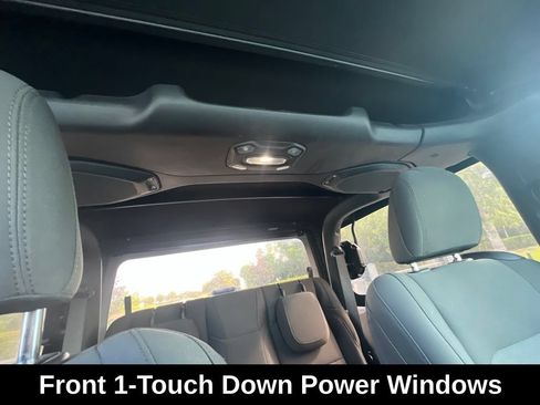 Certified 2018 Jeep Wrangler Sport AWD/4WD image 18