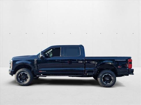 New 2025 Ford F250 Platinum w/ Tremor Off-Road Package image 5